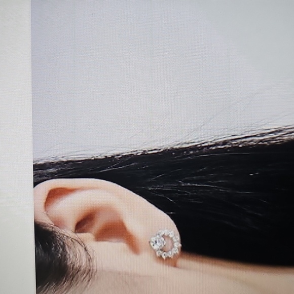 NWT 925 Sterling Silver Diamond Bow Womens Earrings. - Picture 3 of 8